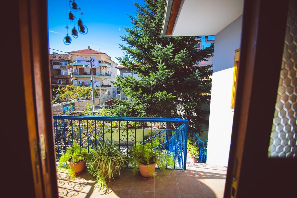 Bujtina Leon'S Apartments Görice Dış mekan fotoğraf